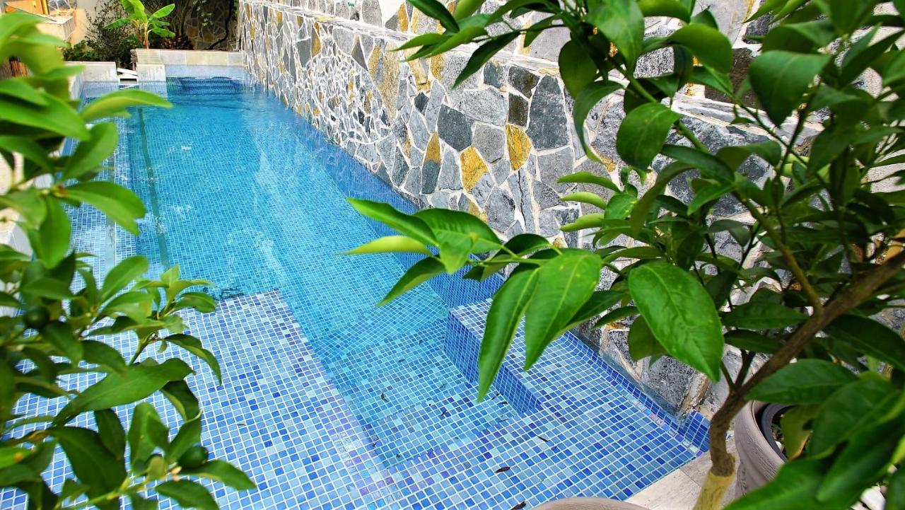 Penthouse Stoliv New Spa-Pool Villa Is Located 5M From The Sea, Exclusive Terrace,Private Jetty Wih Sunbeds, Pebble Beach, Secluded Location Total Area 375M2 At Your Disposal コトル エクステリア 写真