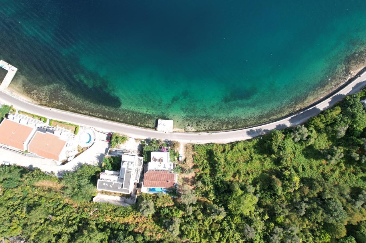 Penthouse Stoliv New Spa-Pool Villa Is Located 5M From The Sea, Exclusive Terrace,Private Jetty Wih Sunbeds, Pebble Beach, Secluded Location Total Area 375M2 At Your Disposal コトル エクステリア 写真