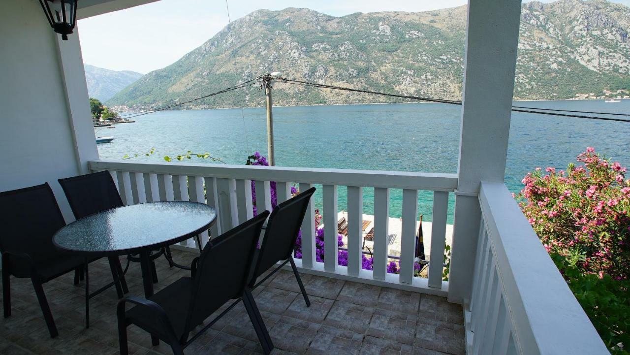 Penthouse Stoliv New Spa-Pool Villa Is Located 5M From The Sea, Exclusive Terrace,Private Jetty Wih Sunbeds, Pebble Beach, Secluded Location Total Area 375M2 At Your Disposal コトル エクステリア 写真